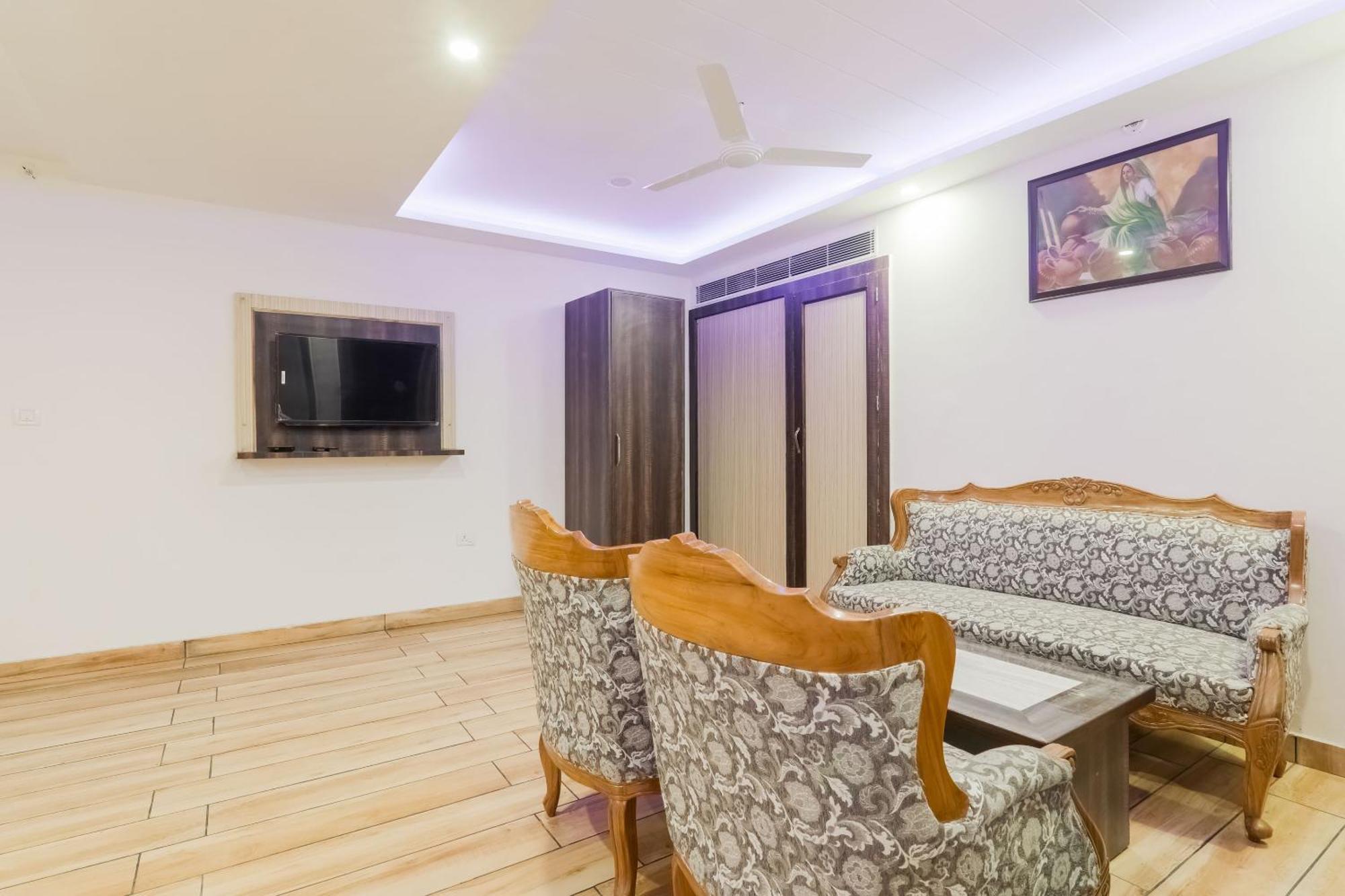 Hotel O The Maharaja Inn Lucknow Dış mekan fotoğraf